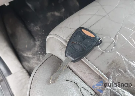 2006 Jeep Commander Limited from USA, damaged, VIN 1J8HG58NX6C149138